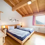 Berghaus Sulzfluh Hotel *