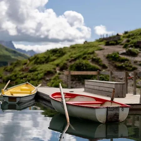 Berghaus Sulzfluh Hotel *