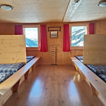 Hotel Berghaus Sulzfluh *