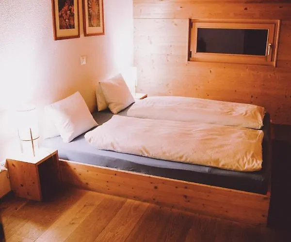 Berghaus Sulzfluh Hotel *