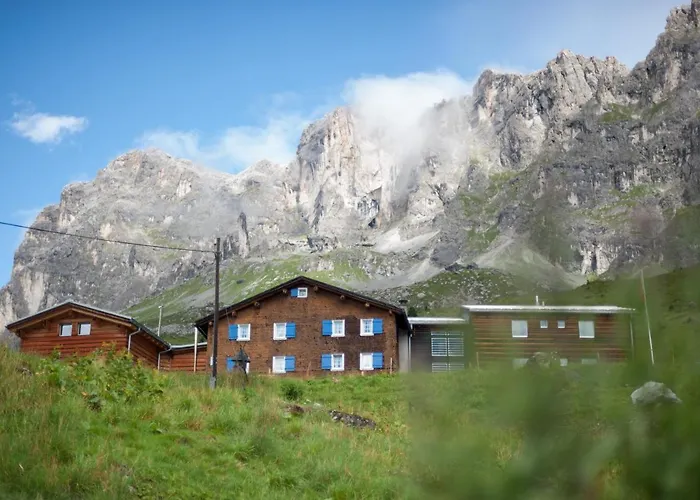 Berghaus Sulzfluh Hotel *