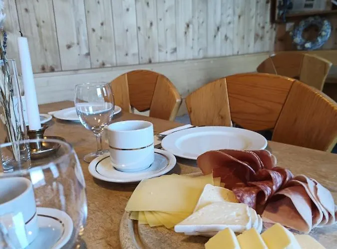 Berghaus Sulzfluh Sankt Antönien