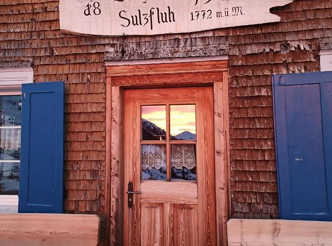 Berghaus Sulzfluh * Sankt Antönien